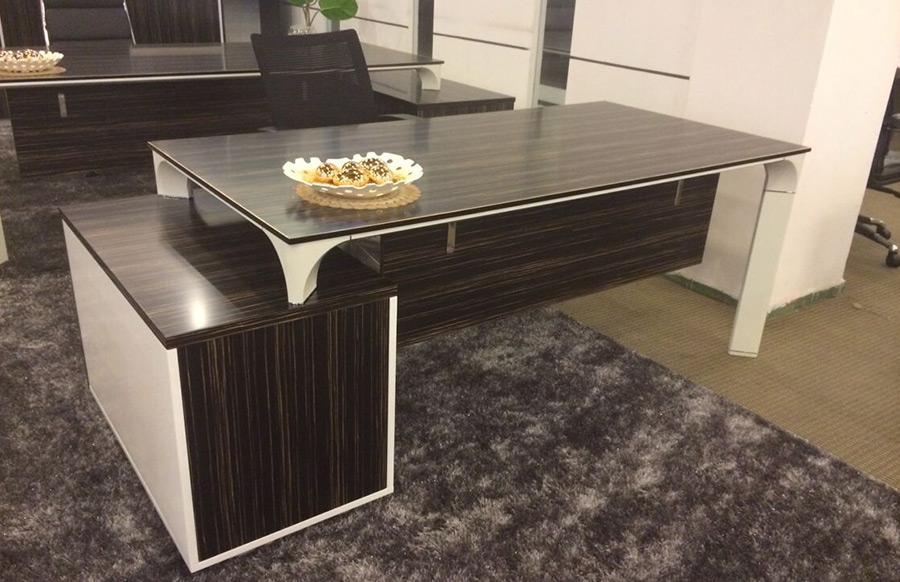 實(shí)木主管桌